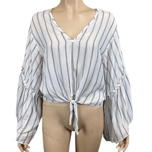 NWT Lavender Field Bell Sleeves Blouse size small White Flowy‎ Striped